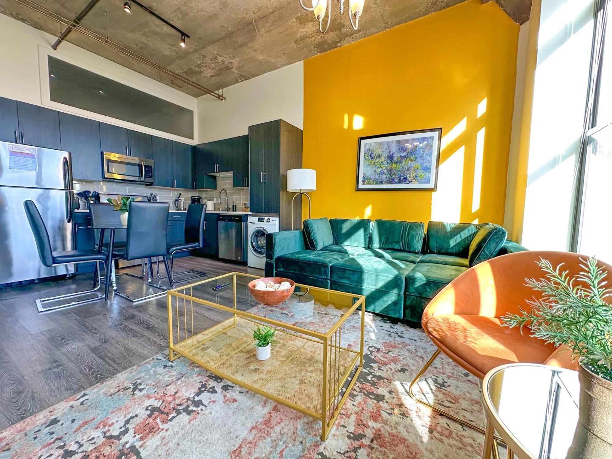 Spacious 2Br Vacation Rental With City View, Optional Parking And Gym Near Mccormick Place & Downtown Chicago Attractions Extérieur photo